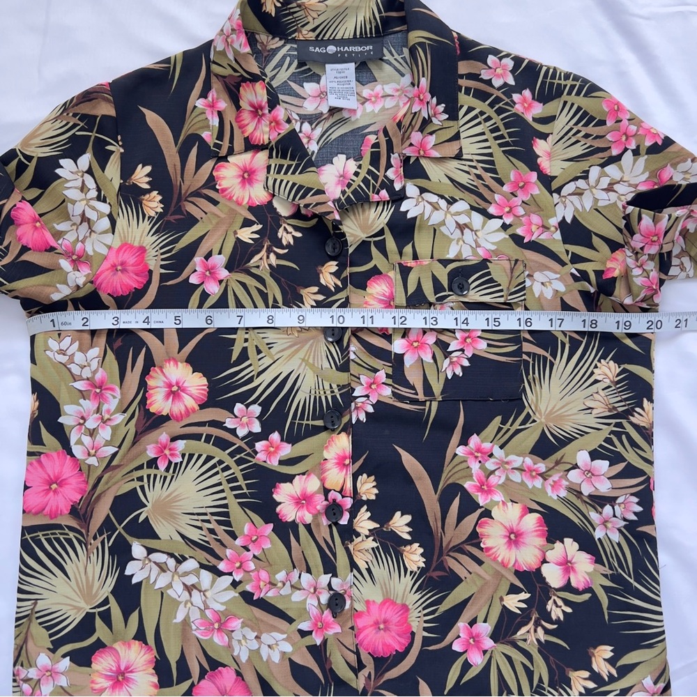 Sag Harbor Hawaiian Pink Pistachio Floral Button-… - image 5